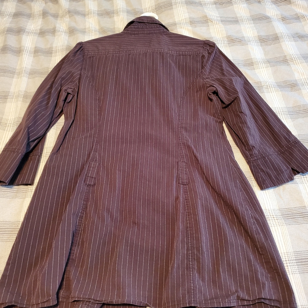 Large brown pin stripped button down - Picture 7 of 7